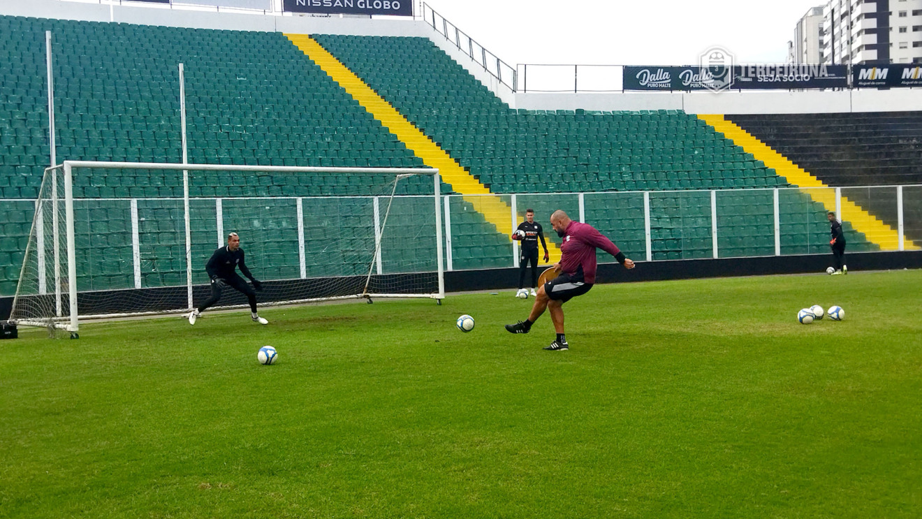 Ruan Carneiro Figueirense treino