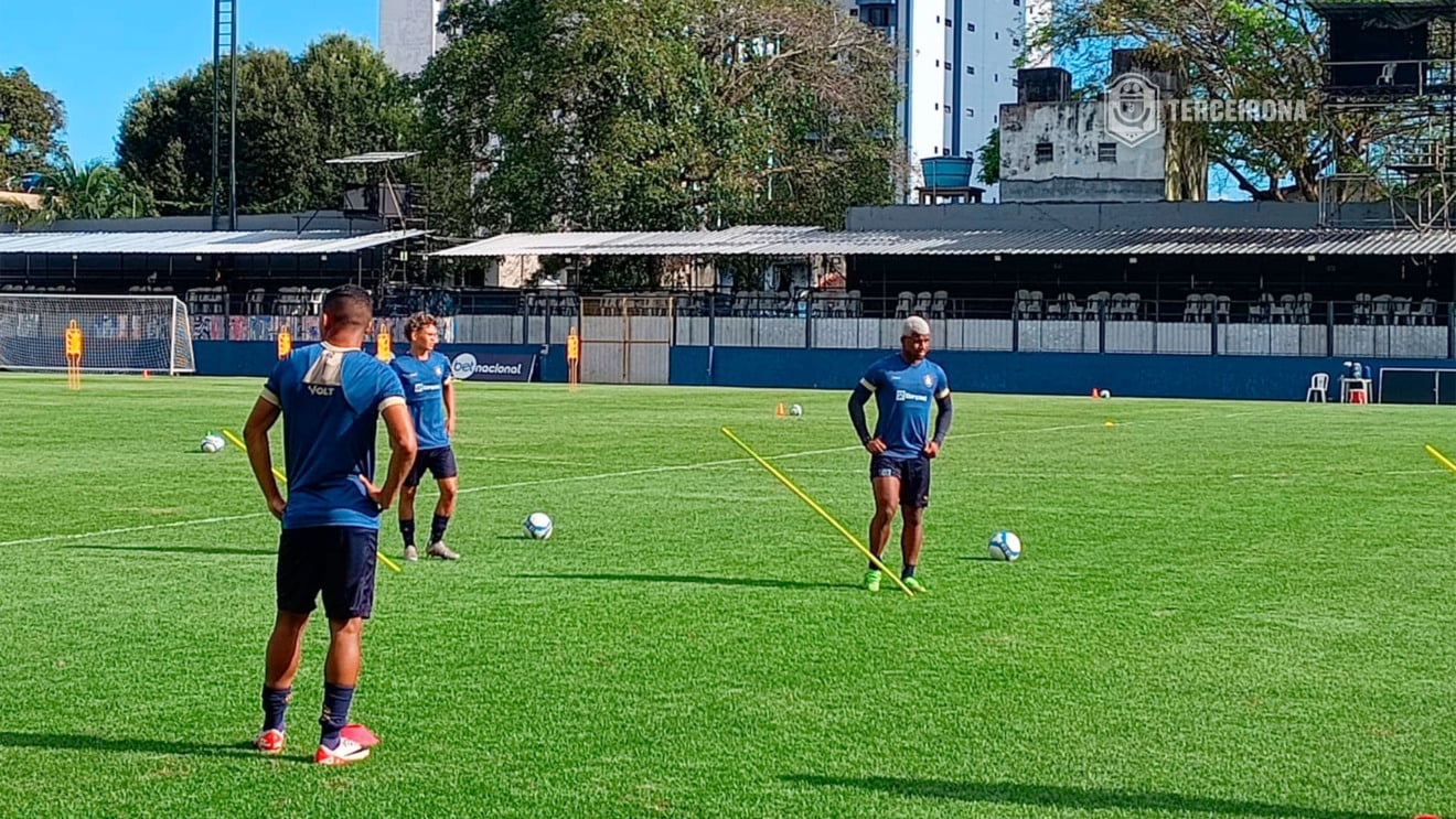 Sem técnico e com dispensas, Remo junta os cacos para se reerguer