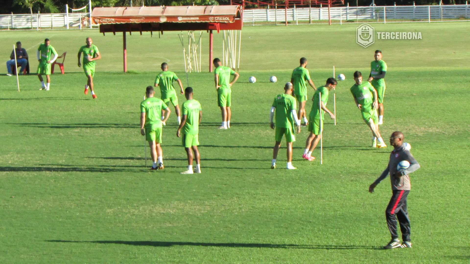 Tombense joga a vida contra o Floresta em casa