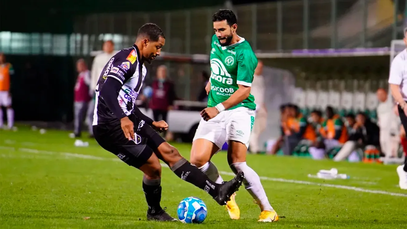 Henrique Dourado Chapecoense ABC