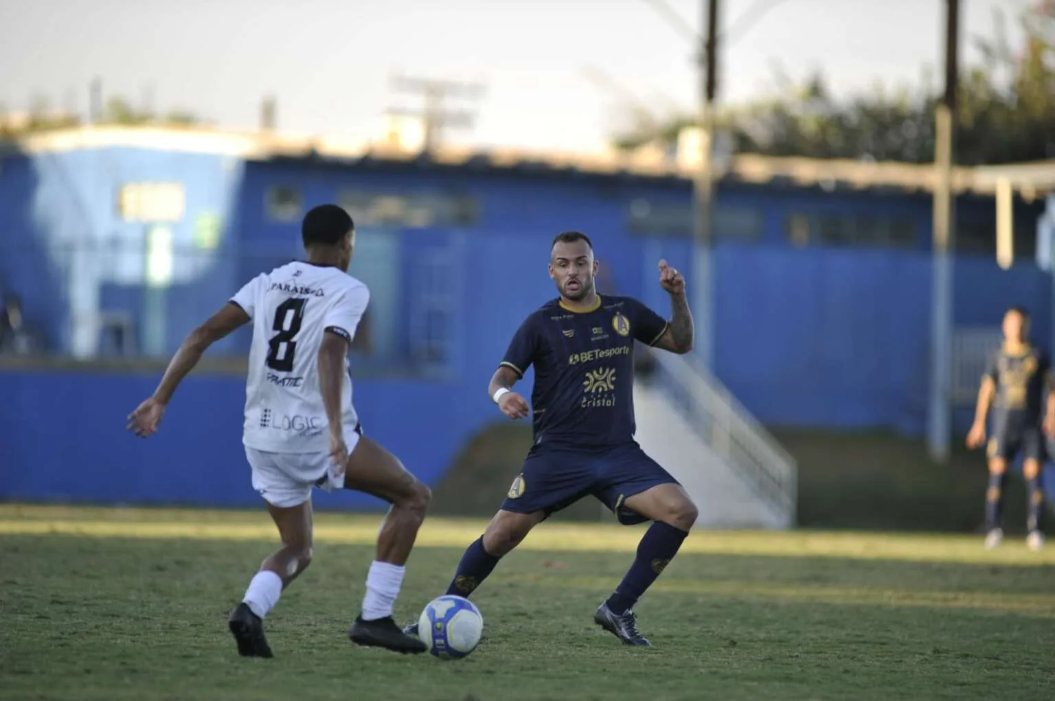 Aparecidense Volta Redonda Robinho Igor Torres